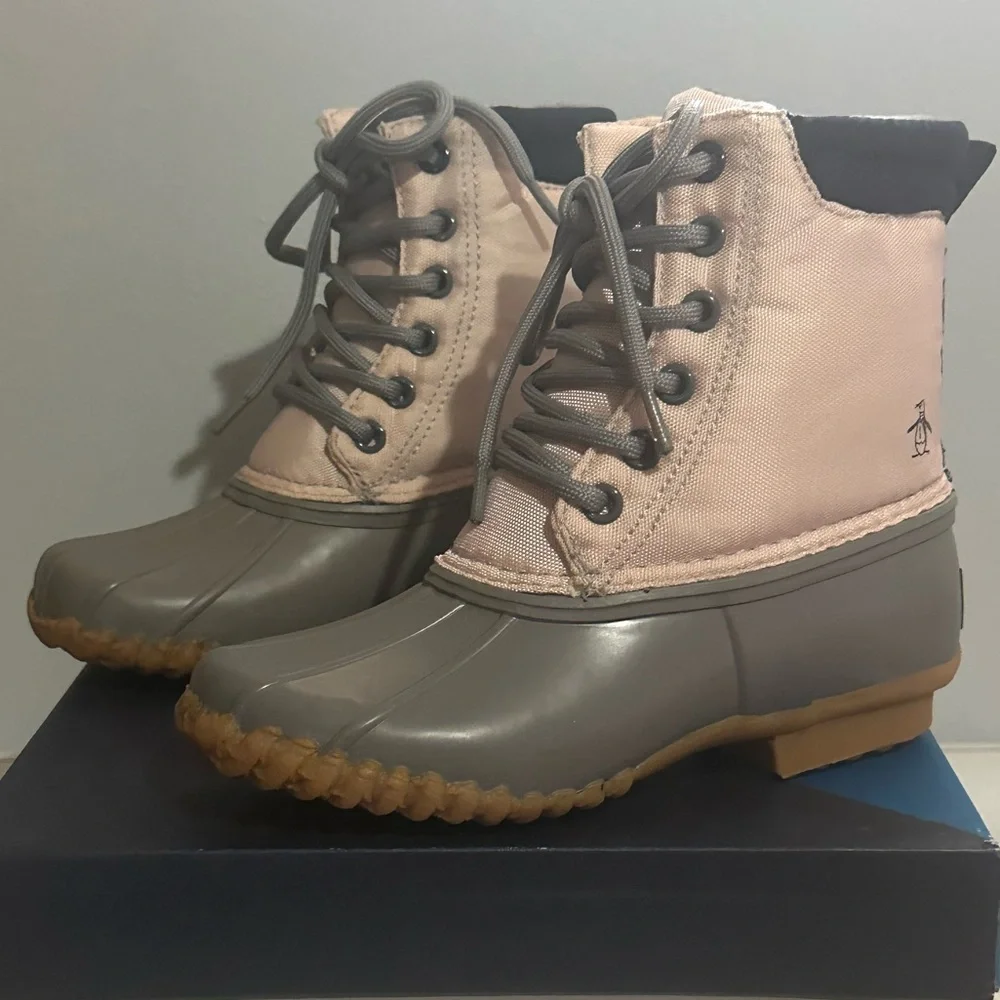 Original Penguin Junior Little Girls Addison Lace Up Boot